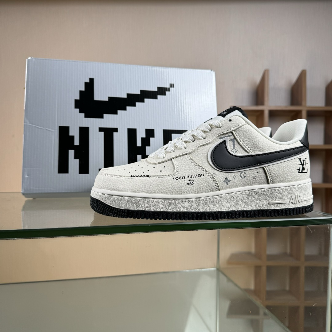 Nike Air Force 1'07 Low 联名 车线米黑勾 空军一号低帮休闲板鞋 LD1999-001 Nike Air Force 1'07 Low 联名 车线米黑勾 空军一号低帮休闲板鞋 LD1999-001