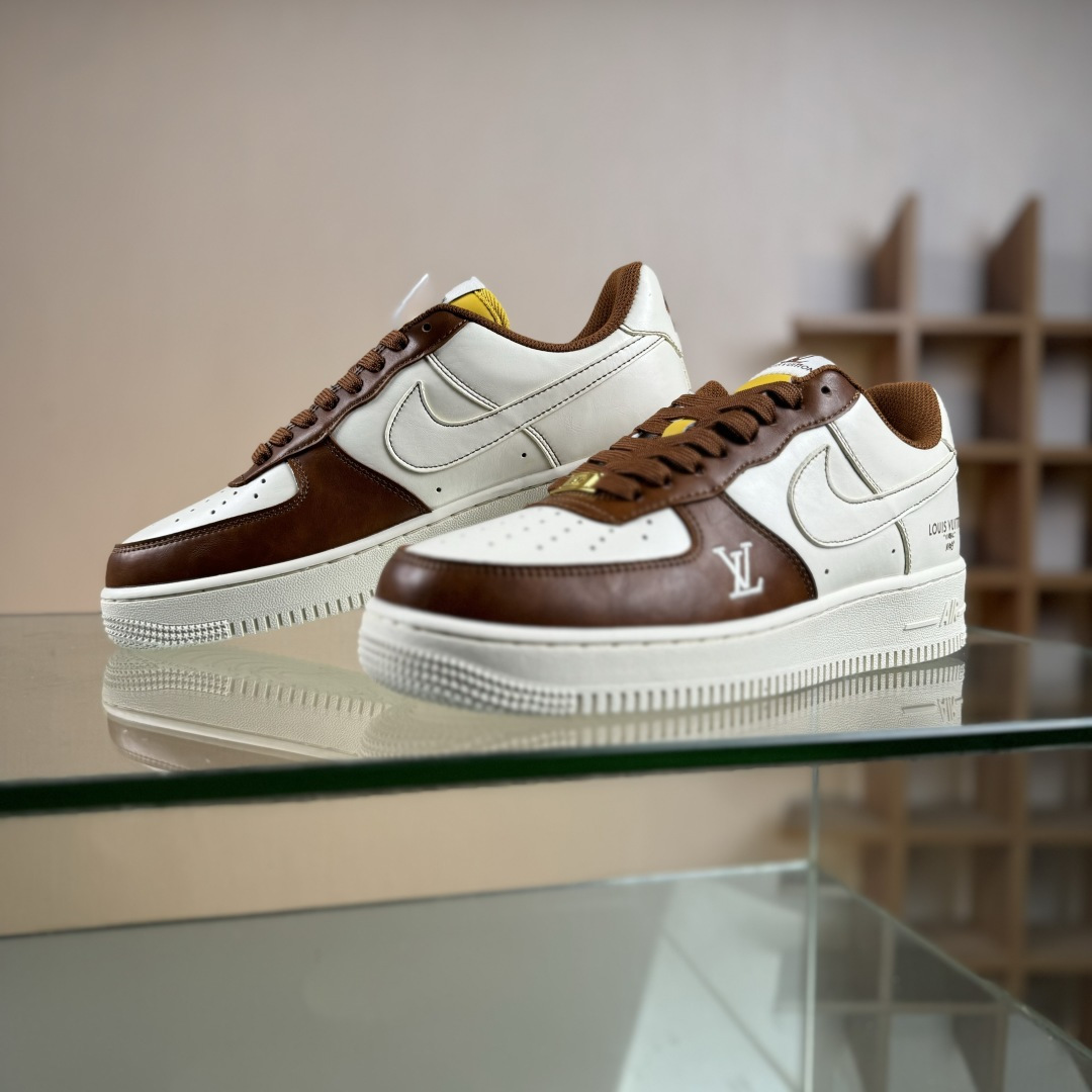 Nike Air Force 1'07 Low 联名 奶白咖棕 空军一号低帮休闲板鞋 IH1817-800