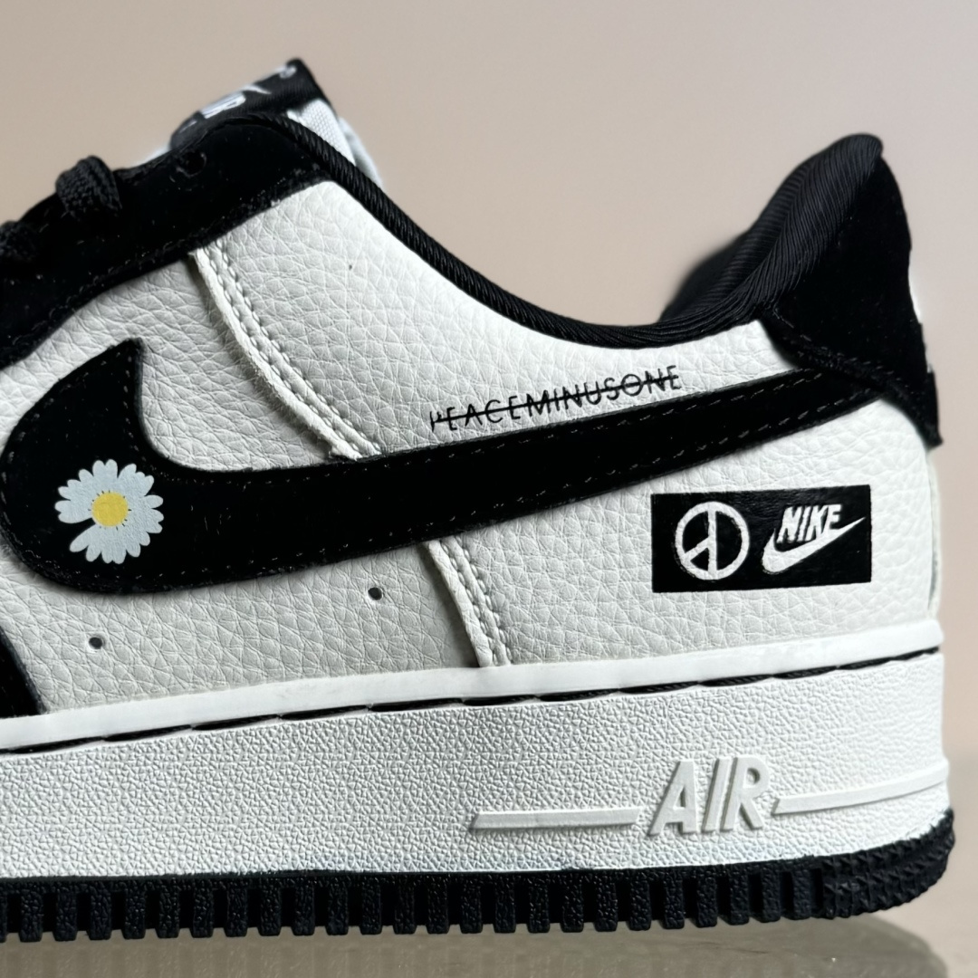Nike Air Force 1'07 Low 权志龙联名 雏菊米黑勾 空军一号低帮休闲板鞋 LD1999-002