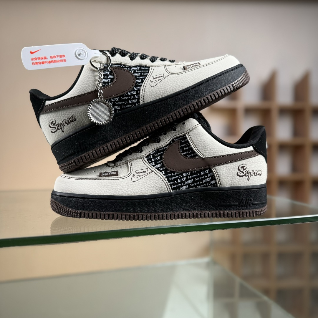 Nike Air Force 1 '07 Low “Superme联名------ 米白黑棕” 高端定制 低帮休闲板鞋 KD1688-004 Nike Air Force 1 '07 Low “Superme联名------ 米白黑棕” 高端定制 低帮休闲板鞋 KD1688-004