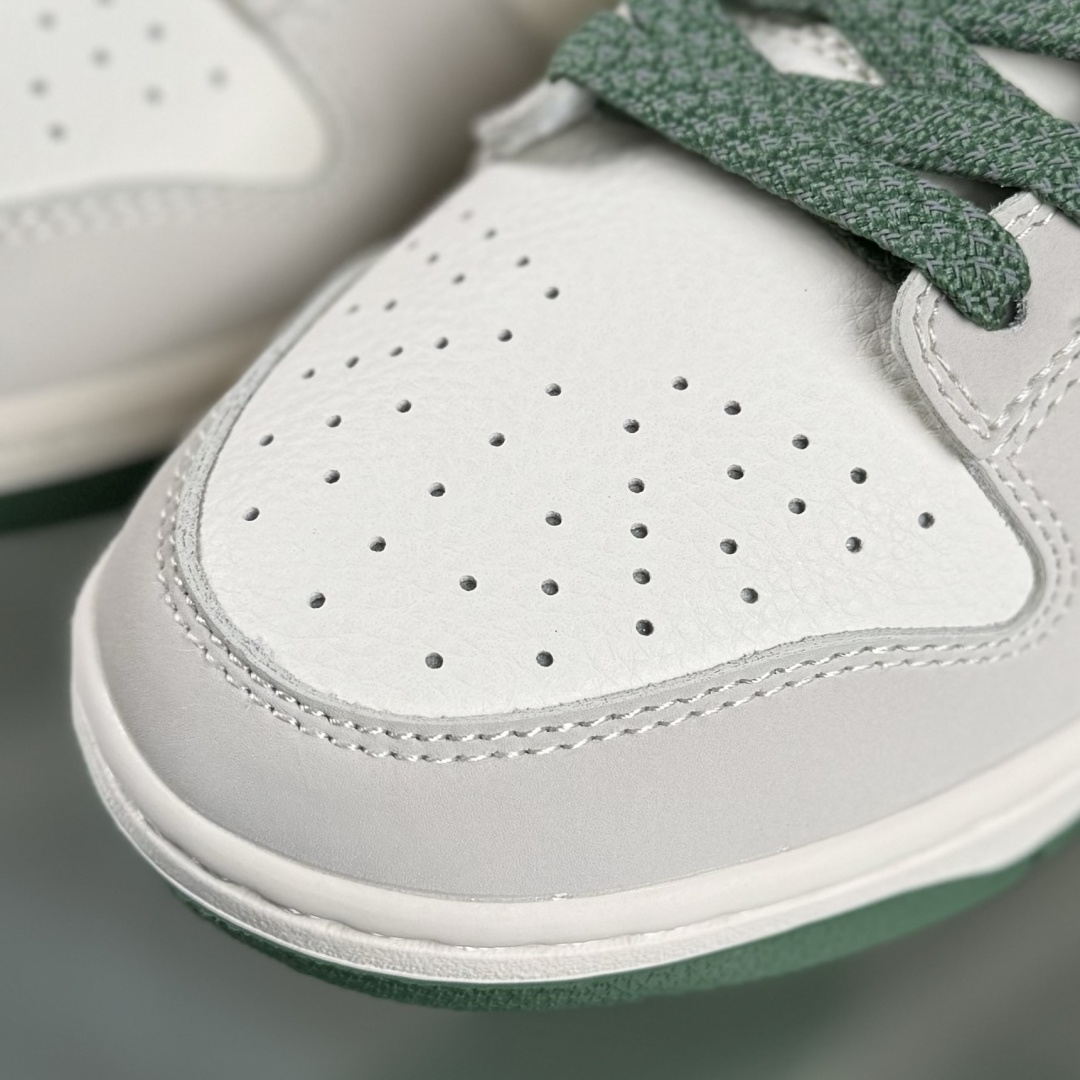 Nike SB Dunk Low“ LV联名—米灰军绿” 周年高端定制 低帮休闲板鞋 JP1628-001 Nike SB Dunk Low“ LV联名—米灰军绿” 周年高端定制 低帮休闲板鞋 JP1628-001