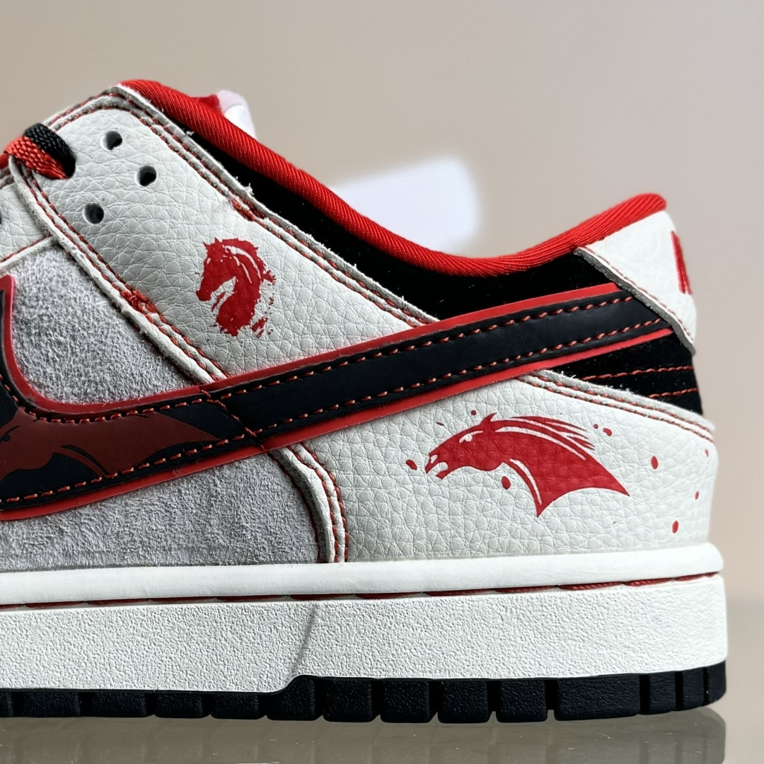 Nike SB Dunk Low 马年限定 高端定制 低帮休闲板鞋 DG1988-013