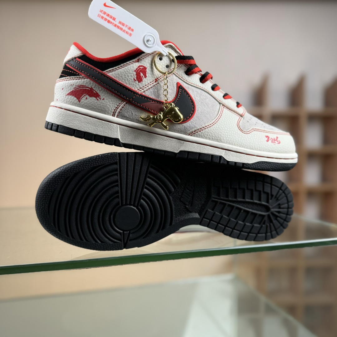 Nike SB Dunk Low 马年限定 高端定制 低帮休闲板鞋 DG1988-013