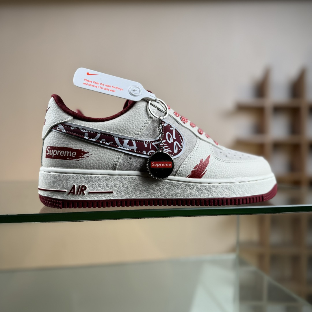 Nike Air Force 1’07 Low 联名 印花红勾 空军低帮休闲板鞋 SY1388-019 Nike Air Force 1’07 Low 联名 印花红勾 空军低帮休闲板鞋 SY1388-019