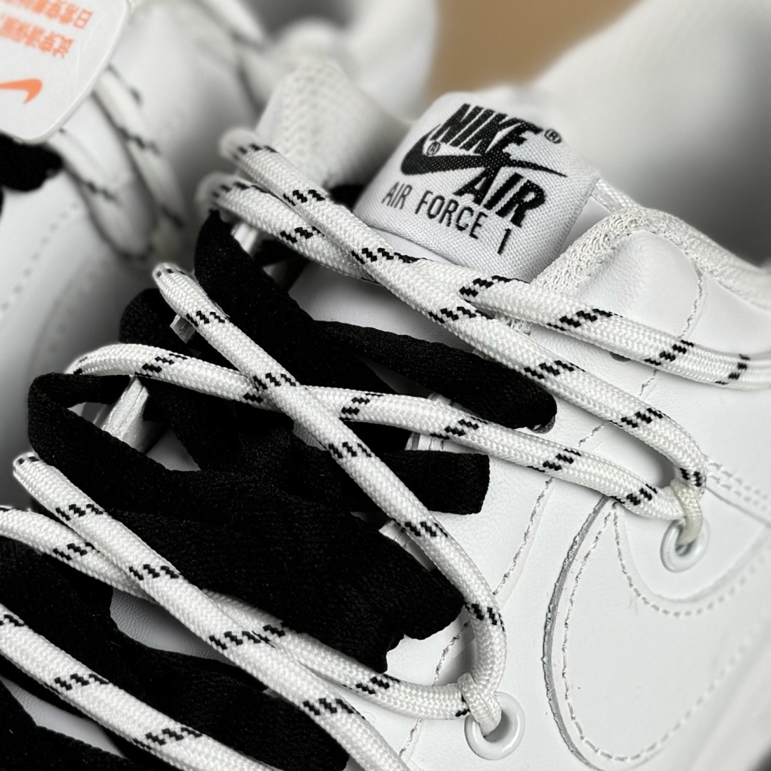 260 “简涂怪趣”订制空军一号板鞋 该定制版球鞋选用原鞋款为Nike Air Force 1'07空军一号 CZ8699-578-Chinese UA Cheap High Quatity Brand Clothes Bags handbags Sneakers wholesale wholesaler seller from China Factory suppliers Fashion Clothing Shoes best Quality Beautiful Price 260 “简涂怪趣”订制空军一号板鞋 该定制版球鞋选用原鞋款为Nike Air Force 1'07空军一号 CZ8699-578