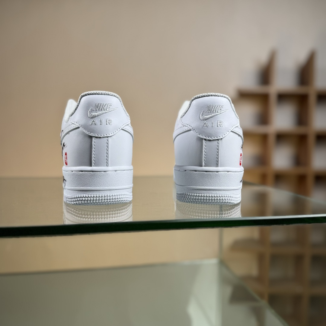 “墨马”订制空军一号板鞋 该定制版球鞋选用原鞋款为Nike Air Force 1'07空军一号 CW2288-111-Top High Quatity Cheap Sneakers Fashion Clothing Clothes Bags handbags Shoes of all Brand wholesale With The best Quality And Beautiful Price from China Factory Chinese suppliers wholesaler seller “墨马”订制空军一号板鞋 该定制版球鞋选用原鞋款为Nike Air Force 1'07空军一号 CW2288-111