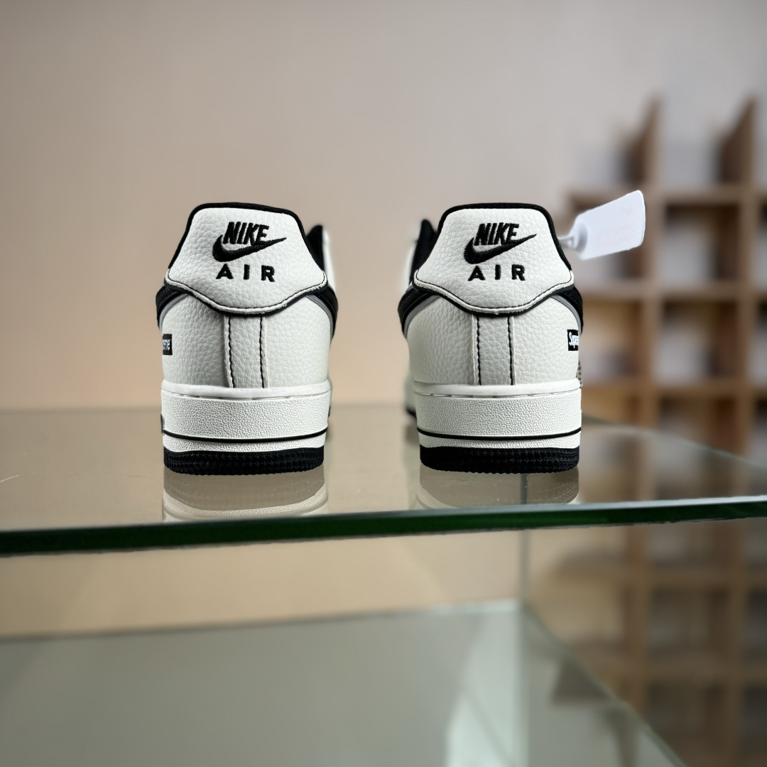 260 NIke Air Force 1 '07 Low “Supreme联名-经典黑”空军一号 低帮 运动鞋 DD1982-337-Chinese UA Cheap High Quatity Brand Clothes Bags handbags Sneakers wholesale wholesaler seller from China Factory suppliers Fashion Clothing Shoes best Quality Beautiful Price 260 NIke Air Force 1 '07 Low “Supreme联名-经典黑”空军一号 低帮 运动鞋 DD1982-337
