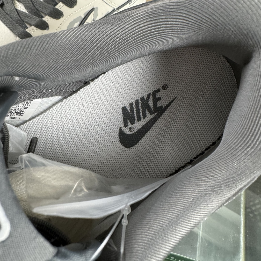 Nike SB Dunk Low 巴黎世家联名 白灰印花 高端定制 低帮休闲板鞋 XD1588-246-Top High Quatity Cheap Sneakers Fashion Clothing Clothes Bags handbags Shoes of all Brand wholesale With The best Quality And Beautiful Price from China Factory Chinese suppliers wholesaler seller Nike SB Dunk Low 巴黎世家联名 白灰印花 高端定制 低帮休闲板鞋 XD1588-246
