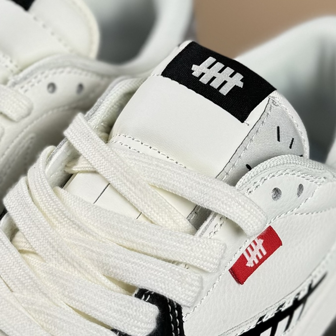 Air Jordan Low AJ1 乔1UN联名 米黑灰拼接 高端定制 低帮复古篮球鞋 JW1188-169 Air Jordan Low AJ1 乔1UN联名 米黑灰拼接 高端定制 低帮复古篮球鞋 JW1188-169