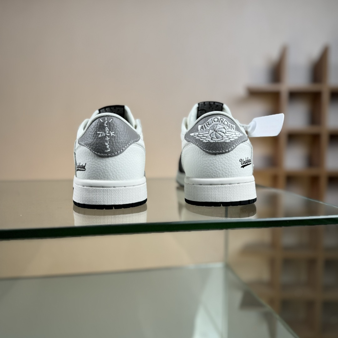 Air Jordan Low AJ1 乔1UN联名 米黑灰拼接 高端定制 低帮复古篮球鞋 JW1188-169 Air Jordan Low AJ1 乔1UN联名 米黑灰拼接 高端定制 低帮复古篮球鞋 JW1188-169