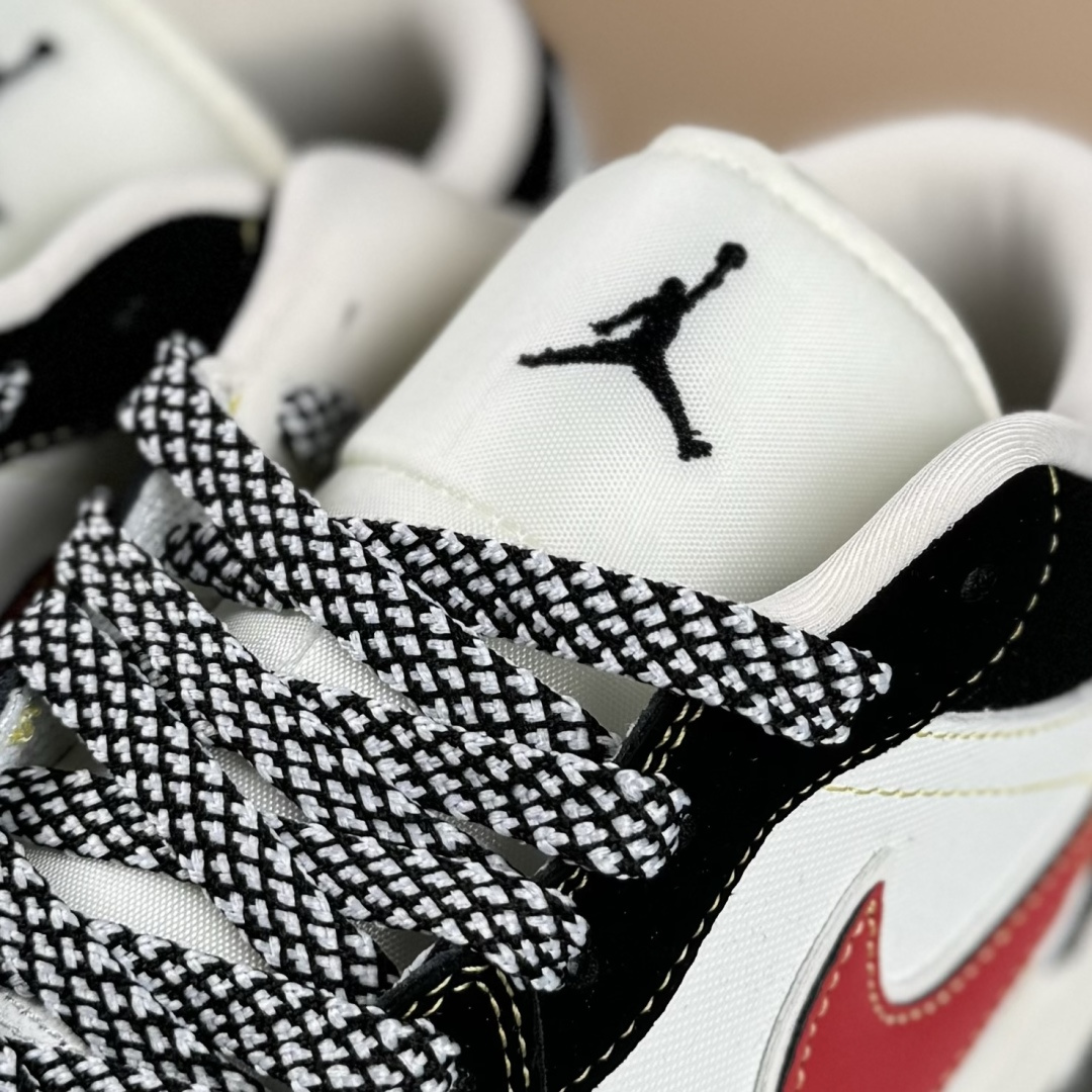 280 Nike Jordan Air Jordan 1“ 马年限定——黑红金标” 高端定制 低帮 复古 减震 防滑 耐磨 篮球鞋 LL8888-002-Chinese UA Cheap High Quatity Brand Clothes Bags handbags Sneakers wholesale wholesaler seller from China Factory suppliers Fashion Clothing Shoes best Quality Beautiful Price 280 Nike Jordan Air Jordan 1“ 马年限定——黑红金标” 高端定制 低帮 复古 减震 防滑 耐磨 篮球鞋 LL8888-002