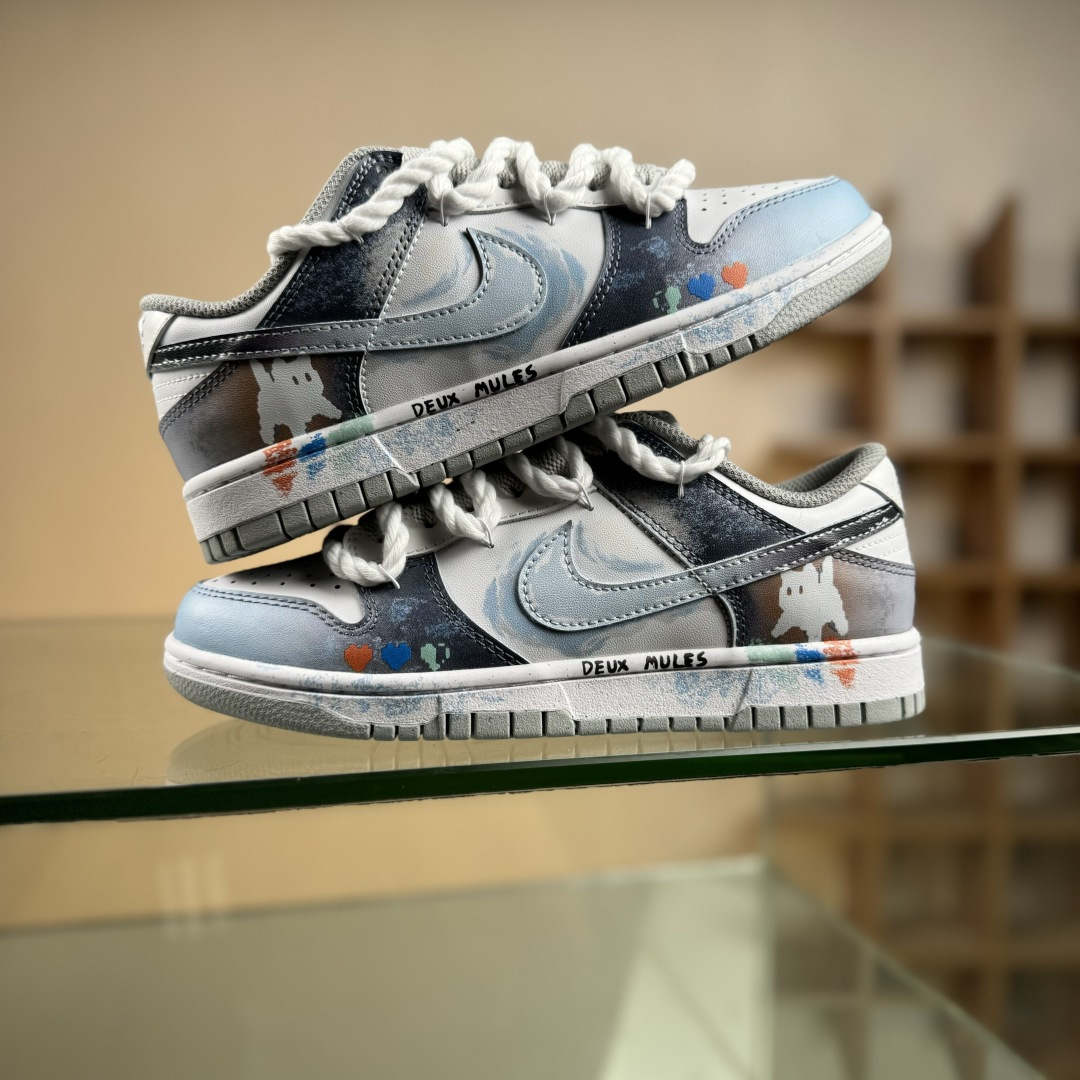 280 Nike SB Dunk Low 绑带 周年高端定制 低帮休闲板鞋 DD1391-103-Chinese UA Cheap High Quatity Brand Clothes Bags handbags Sneakers wholesale wholesaler seller from China Factory suppliers Fashion Clothing Shoes best Quality Beautiful Price 280 Nike SB Dunk Low 绑带 周年高端定制 低帮休闲板鞋 DD1391-103