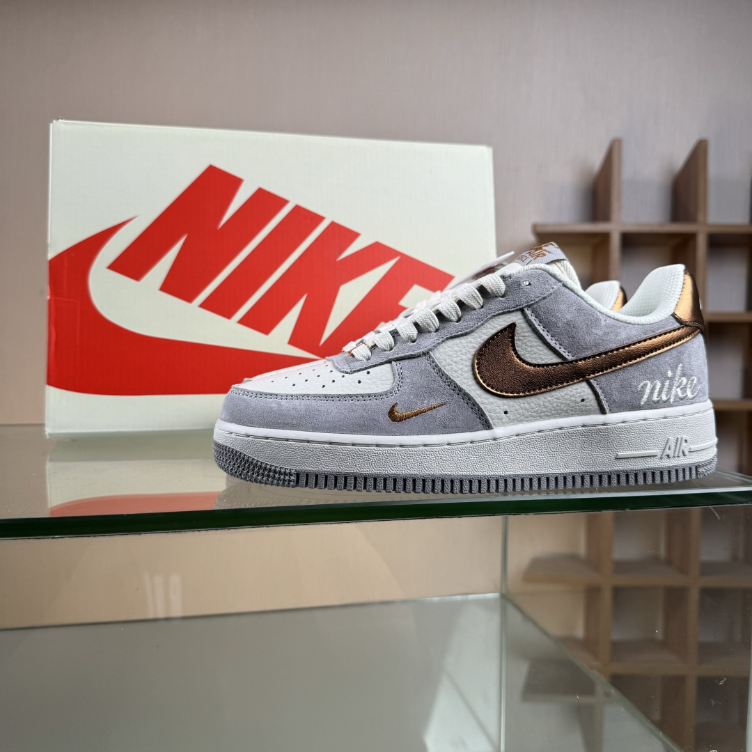 NIke Air Force 1 '07 Low 奶白灰金 空军一号低帮 运动鞋 休闲鞋 DV5477-007 NIke Air Force 1 '07 Low 奶白灰金 空军一号低帮 运动鞋 休闲鞋 DV5477-007