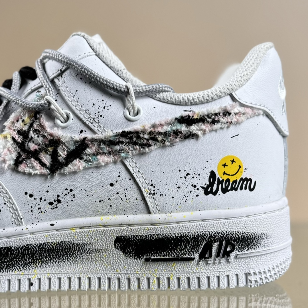 Air Force 1'07 Low 野涂日记 空军一号低帮休闲板鞋 DH1999-334 Air Force 1'07 Low 野涂日记 空军一号低帮休闲板鞋 DH1999-334