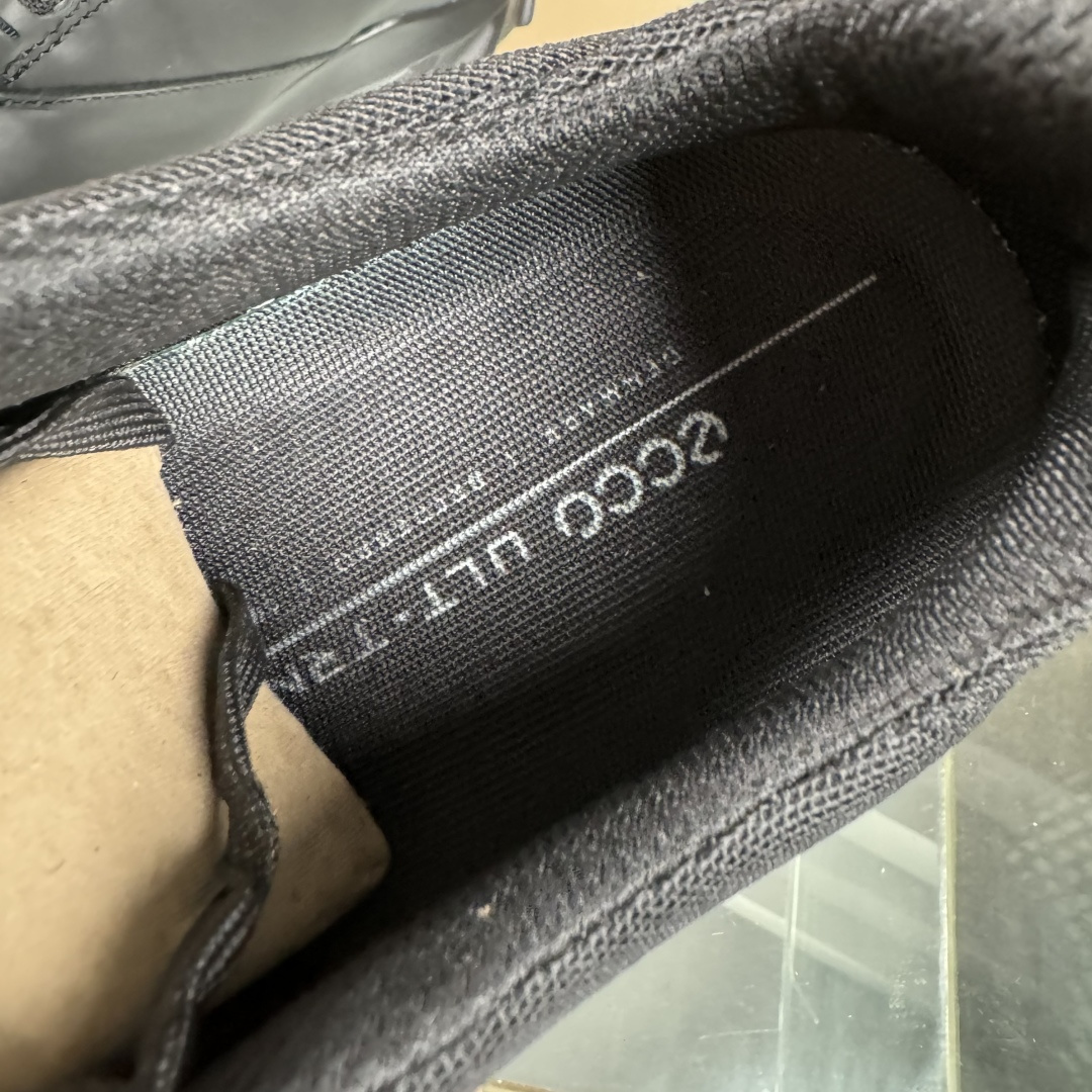 爱步/ECCO Mx Low Gore-tex 驱动系列低帮徒步户外露营百搭休闲运动鞋