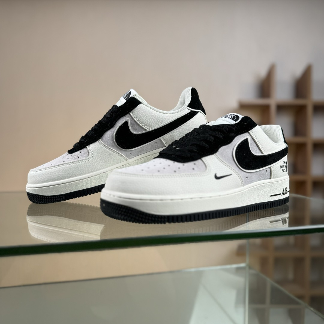 NIke Air Force 1 '07 Low “北面联名-经典黑”空军一号 低帮 运动鞋 XL1982-332 NIke Air Force 1 '07 Low “北面联名-经典黑”空军一号 低帮 运动鞋 XL1982-332
