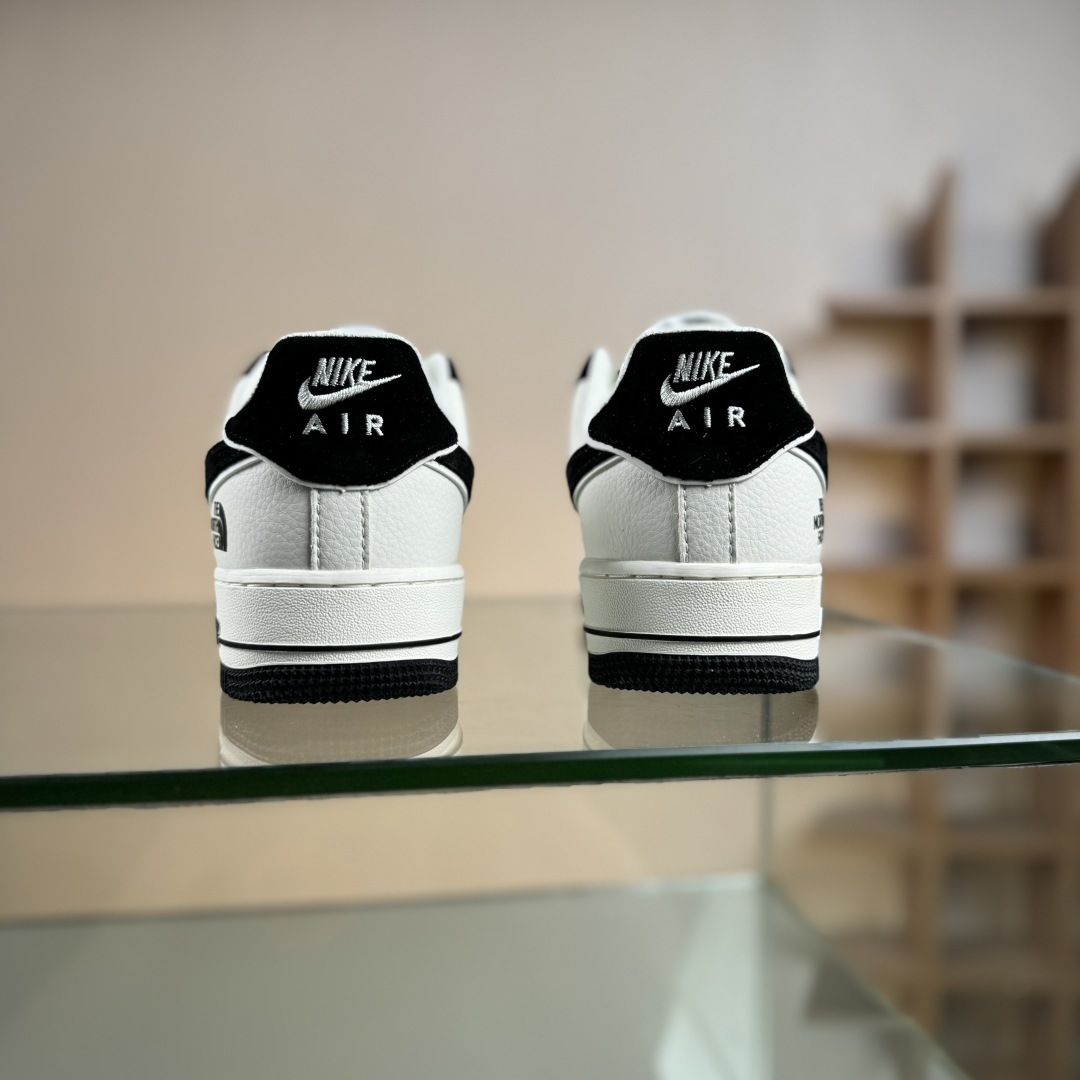 NIke Air Force 1 '07 Low “北面联名-经典黑”空军一号 低帮 运动鞋 XL1982-332 NIke Air Force 1 '07 Low “北面联名-经典黑”空军一号 低帮 运动鞋 XL1982-332