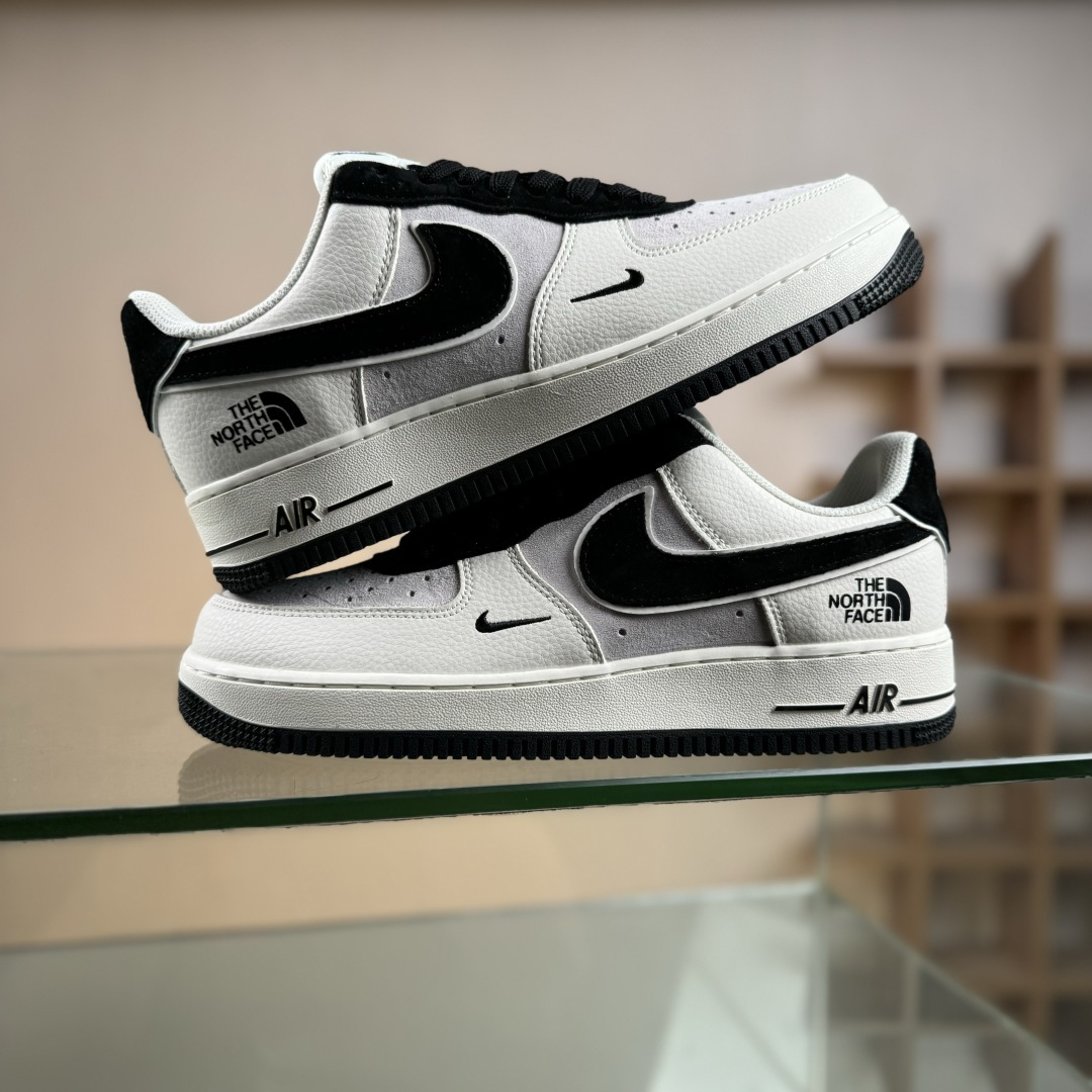 NIke Air Force 1 '07 Low “北面联名-经典黑”空军一号 低帮 运动鞋 XL1982-332 NIke Air Force 1 '07 Low “北面联名-经典黑”空军一号 低帮 运动鞋 XL1982-332