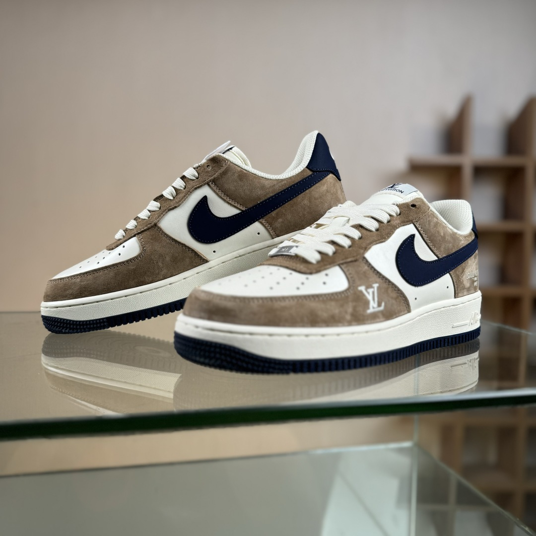 NIke Air Force 1 '07 Low “LV联名--米棕藏蓝” 空军一号低帮 运动鞋 休闲鞋 NH0601-589 NIke Air Force 1 '07 Low “LV联名--米棕藏蓝” 空军一号低帮 运动鞋 休闲鞋 NH0601-589