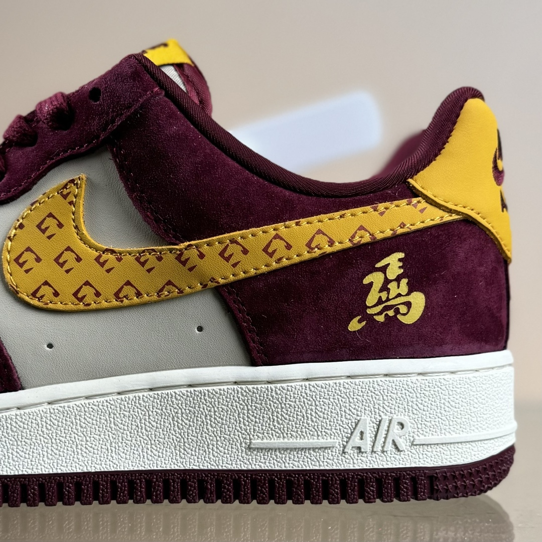 Nike Air Force 1 '07 Low “马年限定联名------ 酒红金钩” 高端定制 低帮休闲板鞋 KD1688-003 Nike Air Force 1 '07 Low “马年限定联名------ 酒红金钩” 高端定制 低帮休闲板鞋 KD1688-003