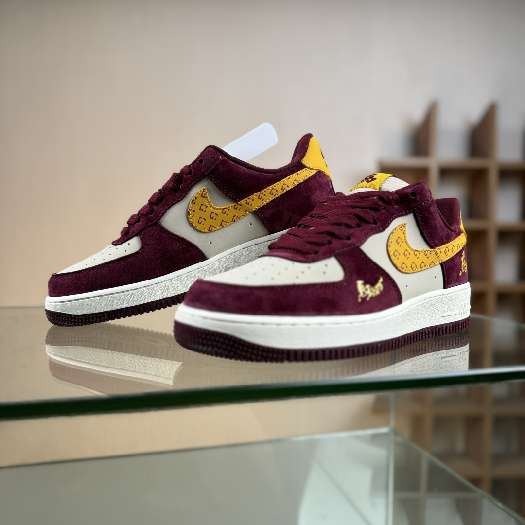 Nike Air Force 1 '07 Low “马年限定联名------ 酒红金钩” 高端定制 低帮休闲板鞋 KD1688-003 Nike Air Force 1 '07 Low “马年限定联名------ 酒红金钩” 高端定制 低帮休闲板鞋 KD1688-003