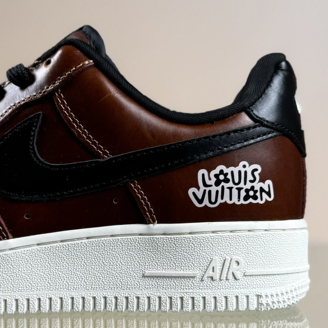 260 NIke Air Force 1 '07 Low “LV联名--棕黑白底” 空军一号低帮 DF0188-120-Chinese UA Cheap High Quatity Brand Clothes Bags handbags Sneakers wholesale wholesaler seller from China Factory suppliers Fashion Clothing Shoes best Quality Beautiful Price 260 NIke Air Force 1 '07 Low “LV联名--棕黑白底” 空军一号低帮 DF0188-120