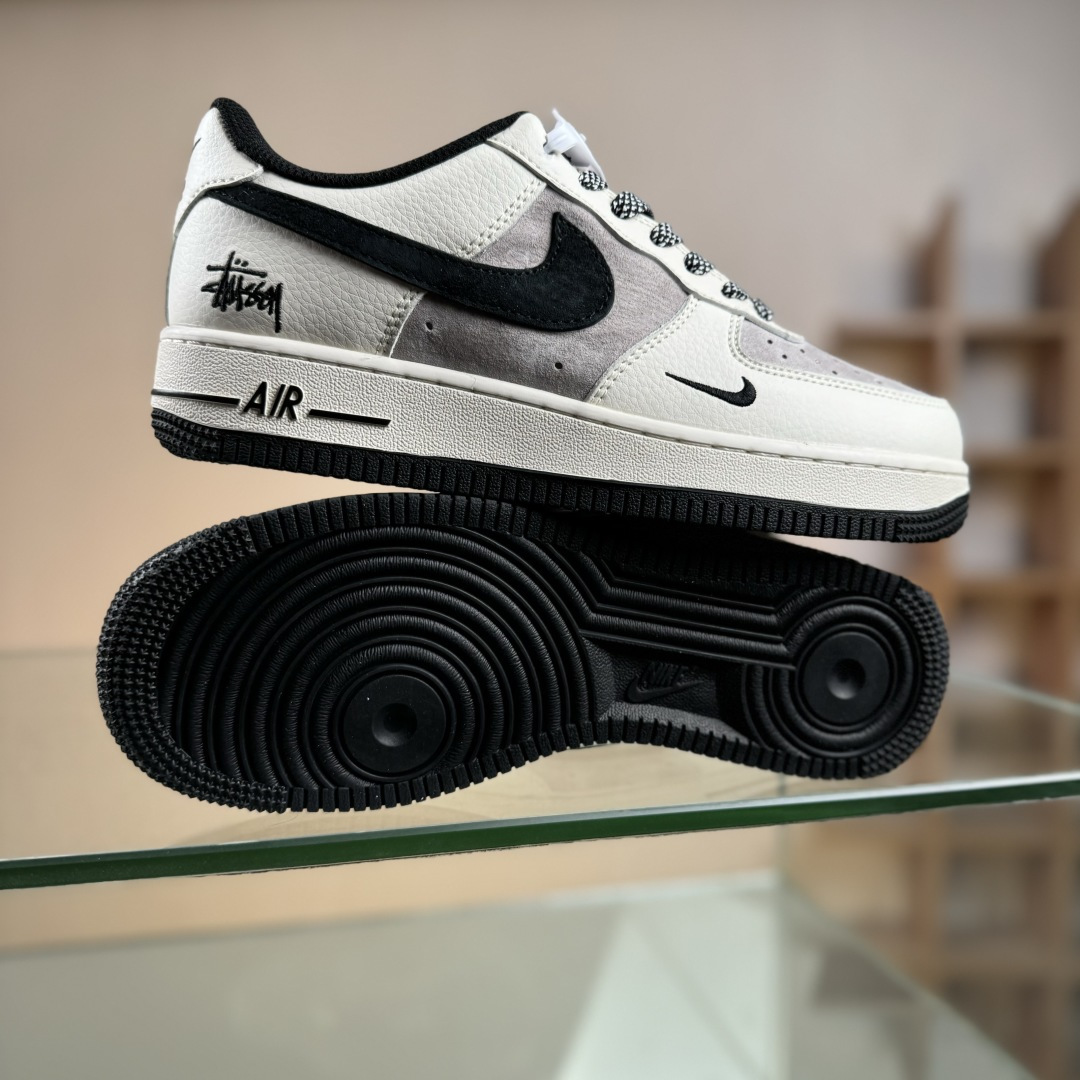 Nike Air Force 1 '07 Low “斯图西联名------白灰黑” 高端定制 低帮休闲板鞋 XD9314-617-Top High Quatity Cheap Sneakers Fashion Clothing Clothes Bags handbags Shoes of all Brand wholesale With The best Quality And Beautiful Price from China Factory Chinese suppliers wholesaler seller Nike Air Force 1 '07 Low “斯图西联名------白灰黑” 高端定制 低帮休闲板鞋 XD9314-617
