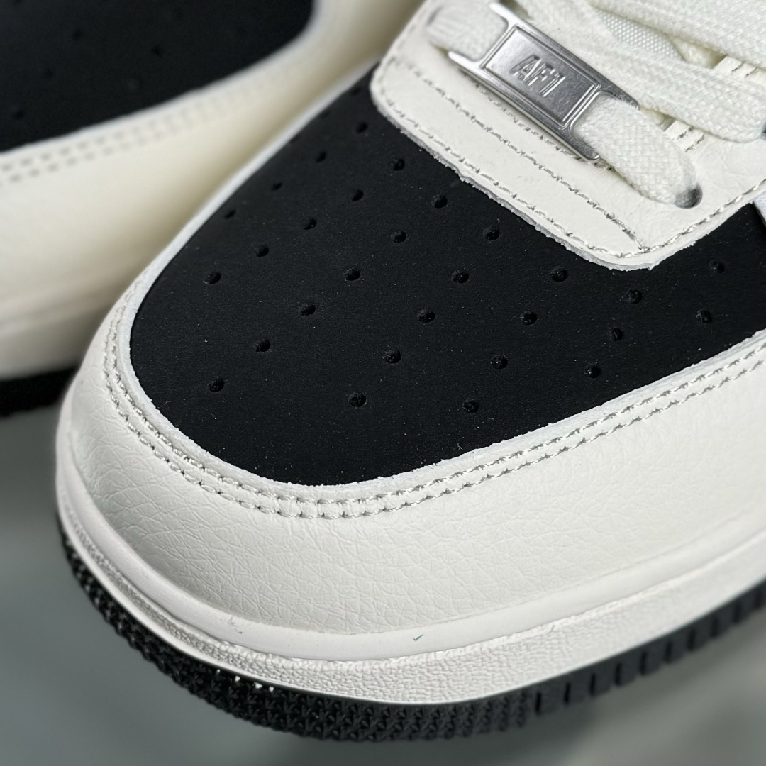 Nike Air Force 1 '07 Low “Nike联名------ 白黑涂鸦” 高端定制 低帮休闲板鞋 XD9314-613