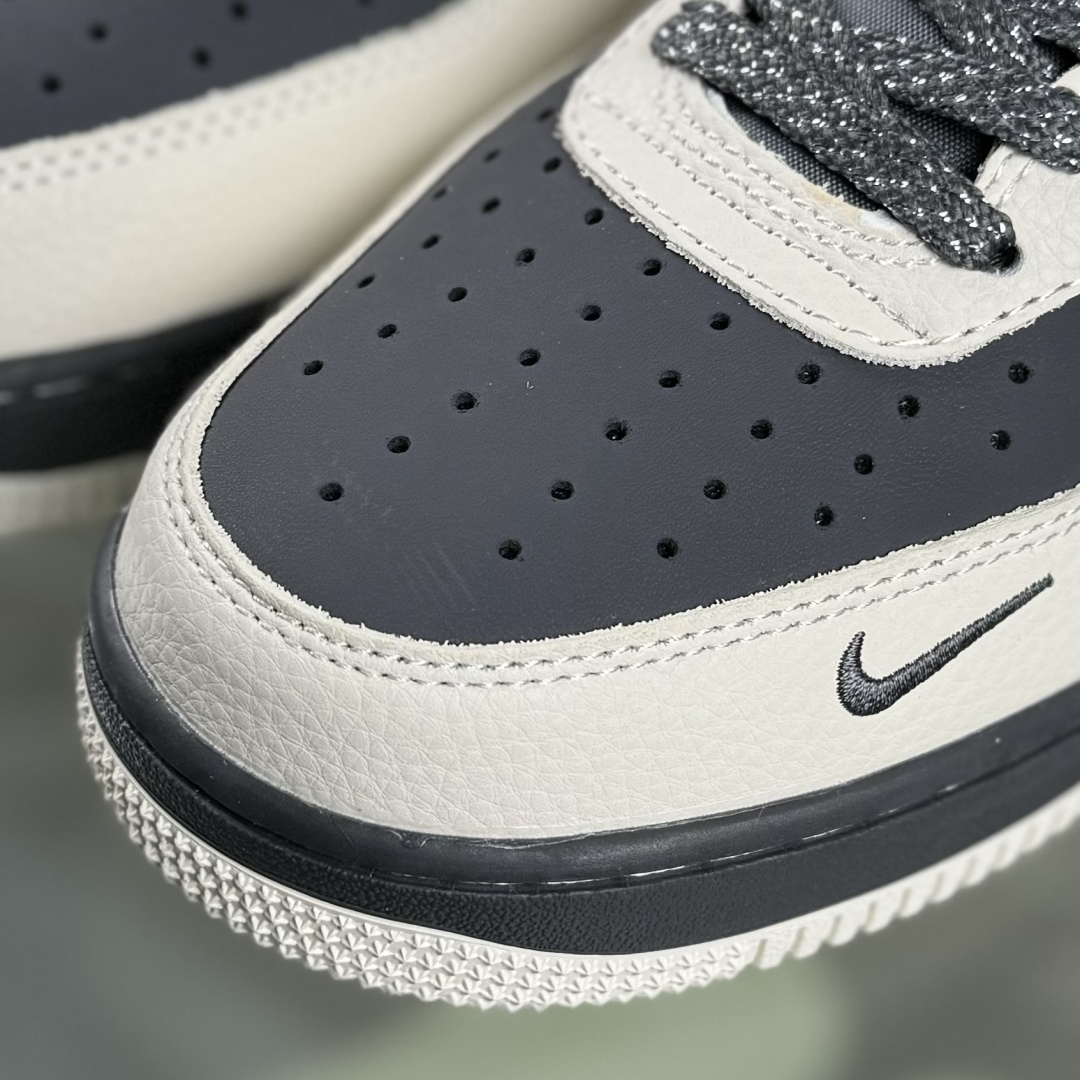 Nike Air Force 1'07 Low OFF联名 米黑鬼脸 空军一号低帮休闲板鞋 XL1979-130 Nike Air Force 1'07 Low OFF联名 米黑鬼脸 空军一号低帮休闲板鞋 XL1979-130