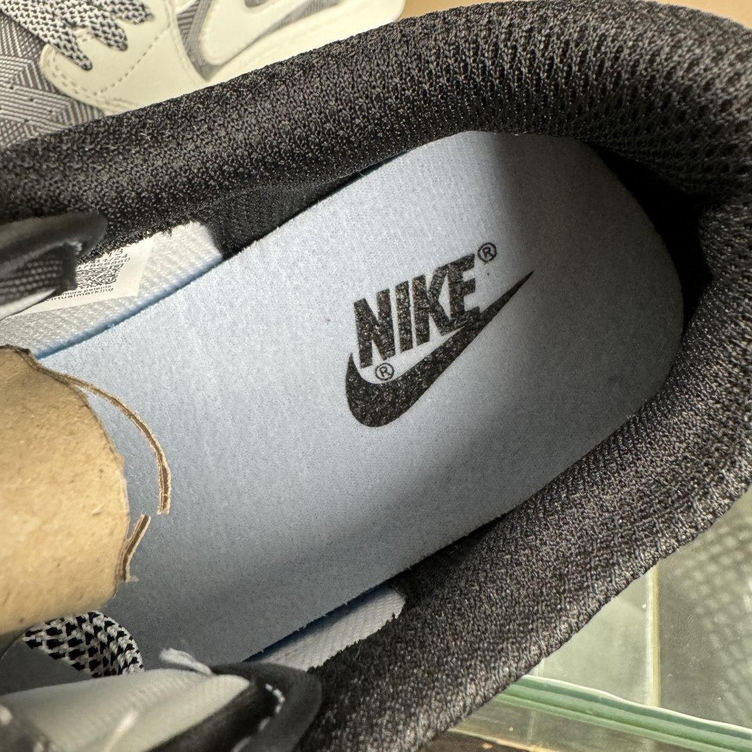 Travis Scott x Fragment Design x Air Jordan 1 Low SP AJ1 乔1联名 白灰格子 低帮文化休闲板鞋 DZ2688-013 Travis Scott x Fragment Design x Air Jordan 1 Low SP AJ1 乔1联名 白灰格子 低帮文化休闲板鞋 DZ2688-013