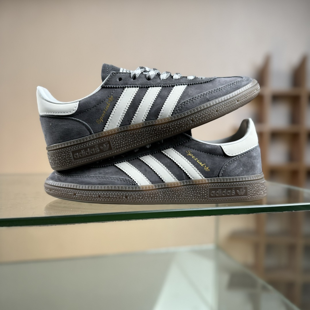 140 Ad Handball Spezial 复古单品 阿迪达斯经典款复古休闲板鞋 KJ6303-Chinese UA Cheap High Quatity Brand Clothes Bags handbags Sneakers wholesale wholesaler seller from China Factory suppliers Fashion Clothing Shoes best Quality Beautiful Price 140 Ad Handball Spezial 复古单品 阿迪达斯经典款复古休闲板鞋 KJ6303