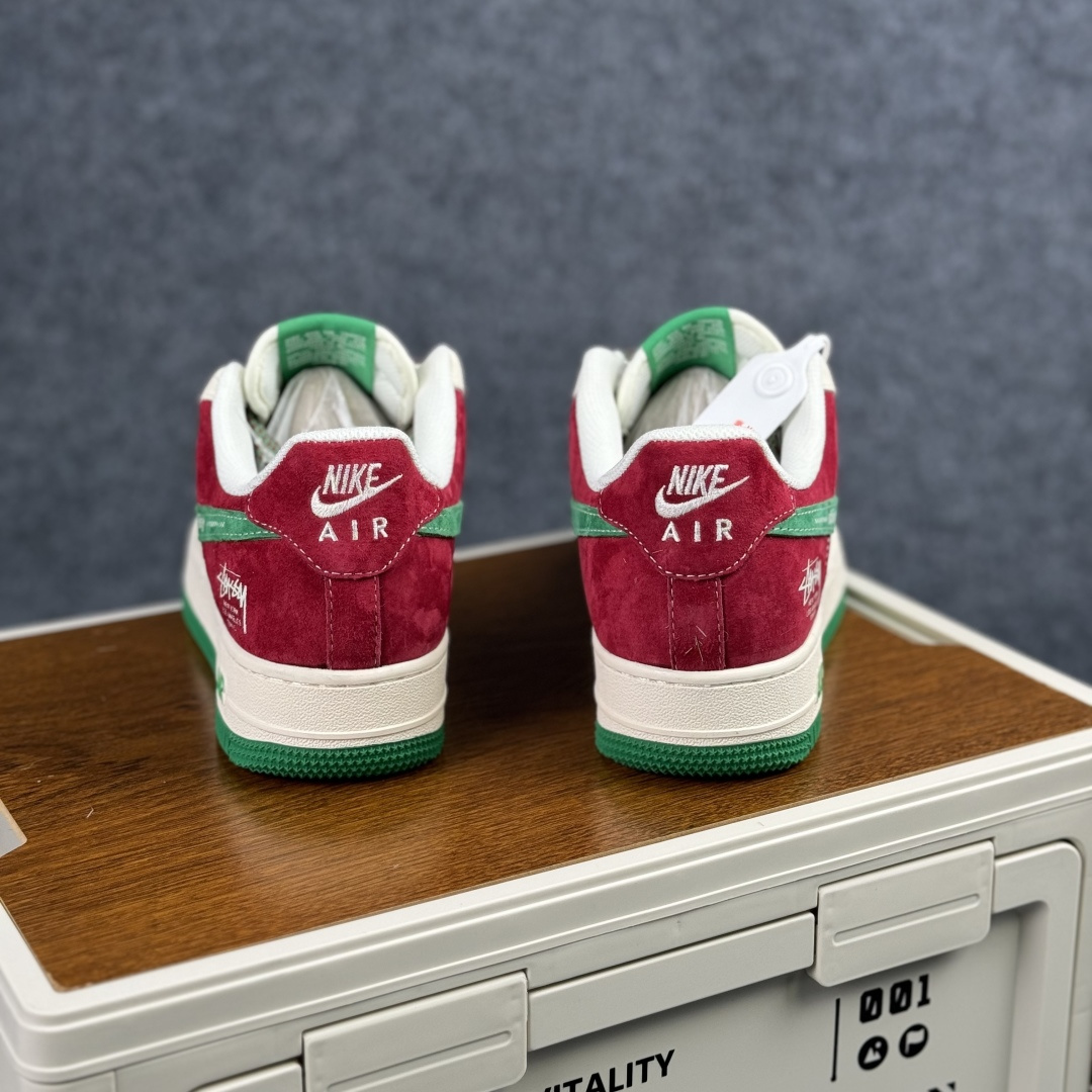 Nike Air Force 1 Low 07 x 斯图西联系 白绿红小勾满天星 XD9314-615 Nike Air Force 1 Low 07 x 斯图西联系 白绿红小勾满天星 XD9314-615