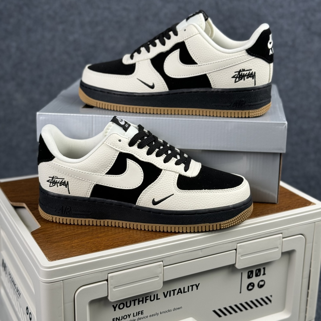 Nike Air Force 1'07 Low 斯图西联名 双拼米黑棕 空军一号低帮休闲板鞋 LD1999-006 Nike Air Force 1'07 Low 斯图西联名 双拼米黑棕 空军一号低帮休闲板鞋 LD1999-006