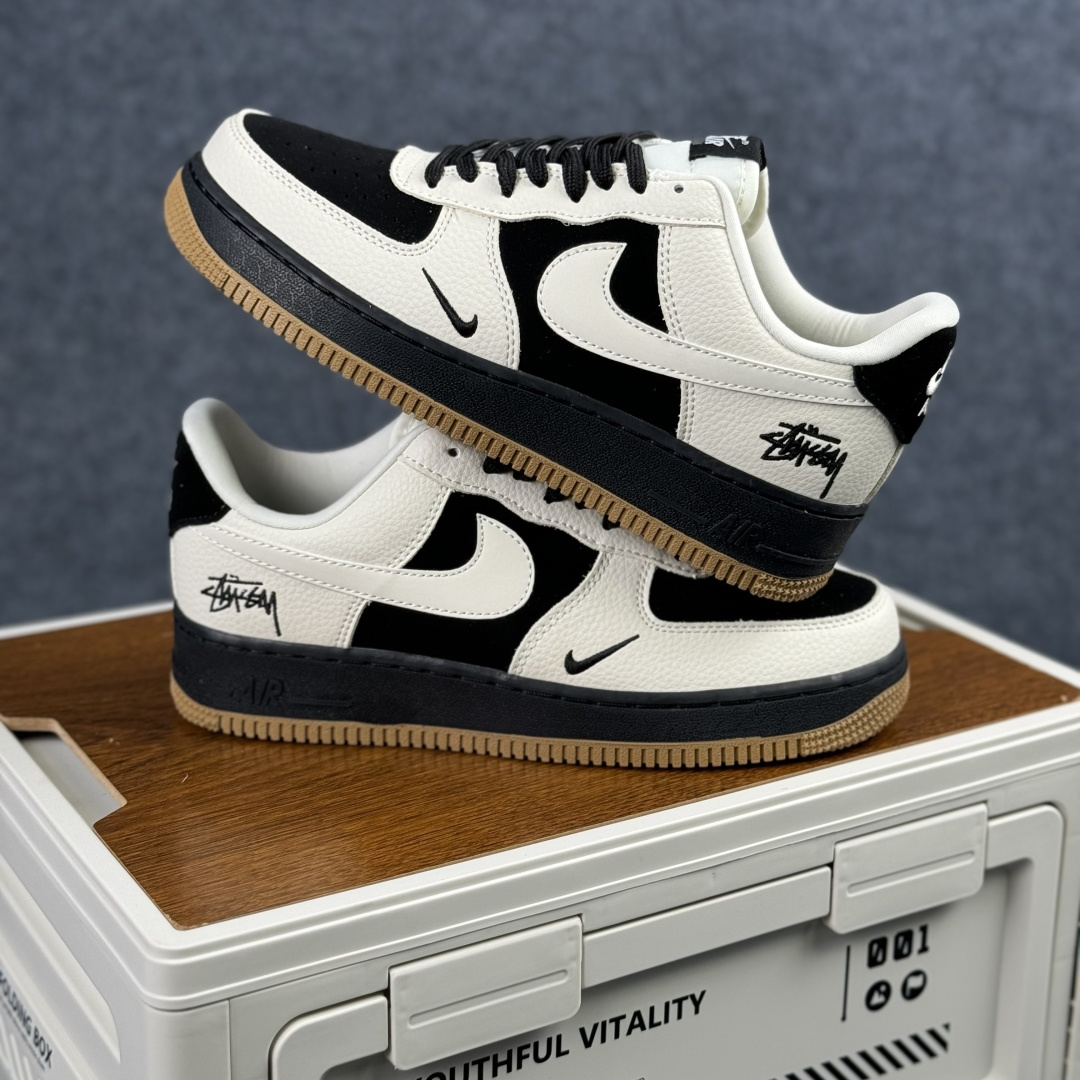 Nike Air Force 1'07 Low 斯图西联名 双拼米黑棕 空军一号低帮休闲板鞋 LD1999-006 Nike Air Force 1'07 Low 斯图西联名 双拼米黑棕 空军一号低帮休闲板鞋 LD1999-006