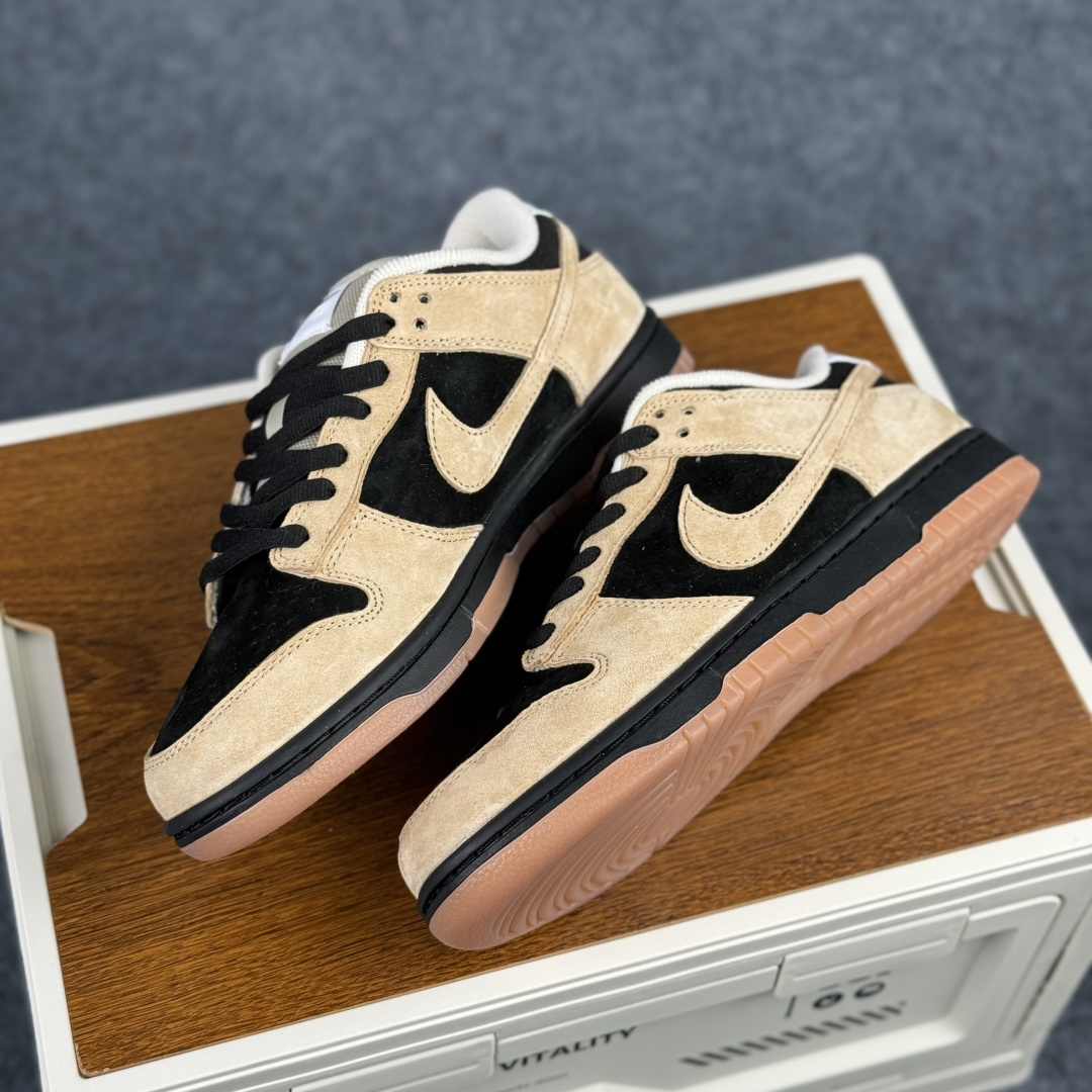 NIKE DUNK LOW 扣篮系列 耐克 复古低帮休闲运动滑板板鞋 HJ0367-200 NIKE DUNK LOW 扣篮系列 耐克 复古低帮休闲运动滑板板鞋 HJ0367-200
