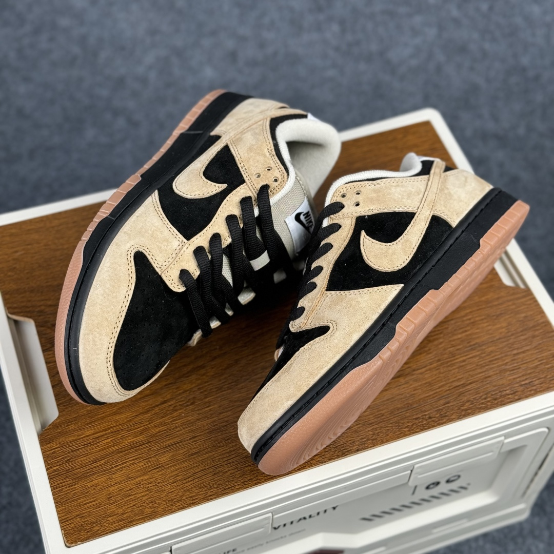 NIKE DUNK LOW 扣篮系列 耐克 复古低帮休闲运动滑板板鞋 HJ0367-200 NIKE DUNK LOW 扣篮系列 耐克 复古低帮休闲运动滑板板鞋 HJ0367-200