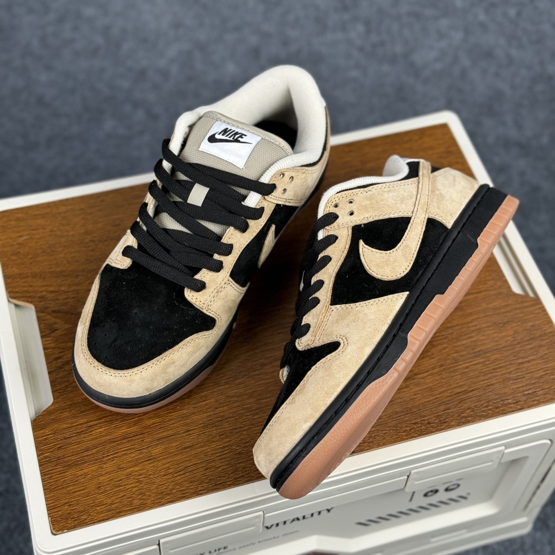 NIKE DUNK LOW 扣篮系列 耐克 复古低帮休闲运动滑板板鞋 HJ0367-200 NIKE DUNK LOW 扣篮系列 耐克 复古低帮休闲运动滑板板鞋 HJ0367-200