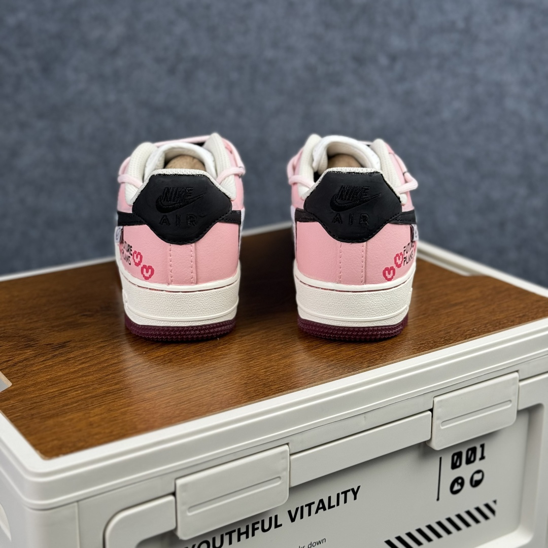 Nike Air Force 1'07 Low ”Sweet & Cool Project” 手绘涂鸦 甜酷企划 空军一号低帮休闲板鞋 FB1839-125 Nike Air Force 1'07 Low ”Sweet & Cool Project” 手绘涂鸦 甜酷企划 空军一号低帮休闲板鞋 FB1839-125