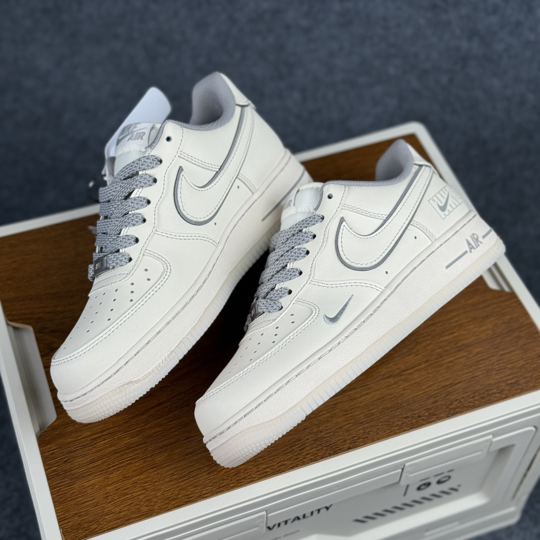 Nike Air Force 1'07 Low 联名 沙褐藏蓝 空军一号低帮休闲板鞋 SM6668-133