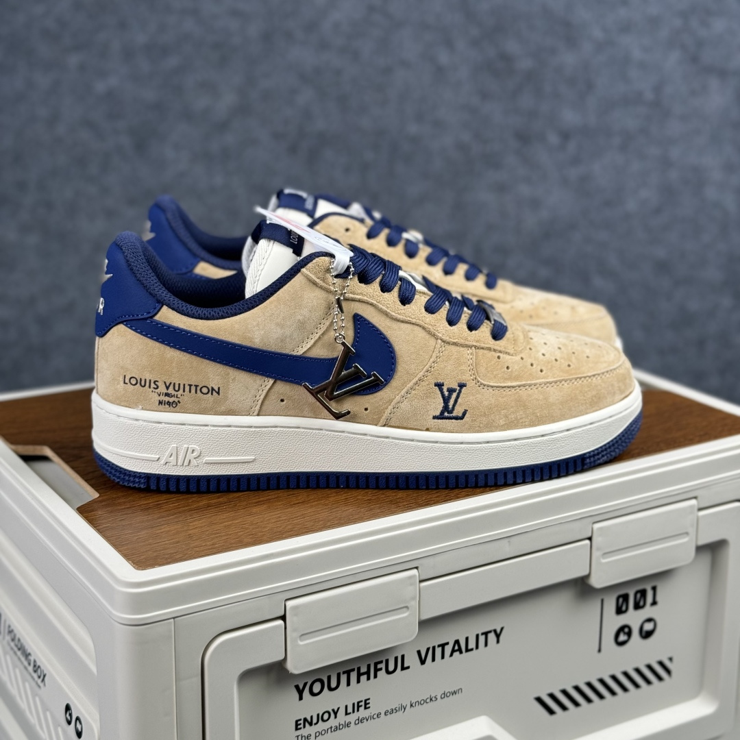 Nike Air Force 1’07 Low 联名 沙褐藏蓝 空军一号低帮休闲板鞋 FQ3545-300