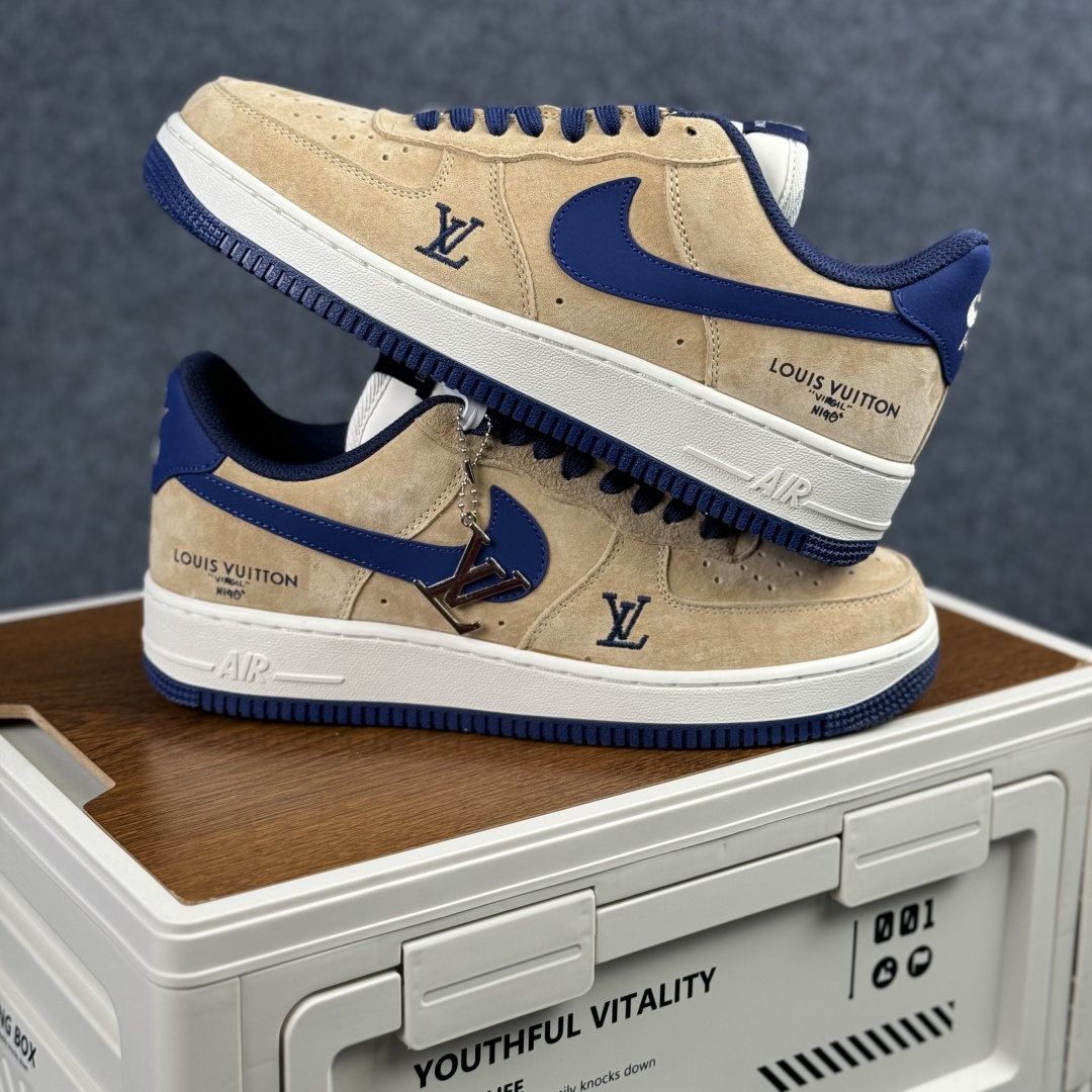 Nike Air Force 1'07 Low 联名 沙褐藏蓝 空军一号低帮休闲板鞋 FQ3545-300