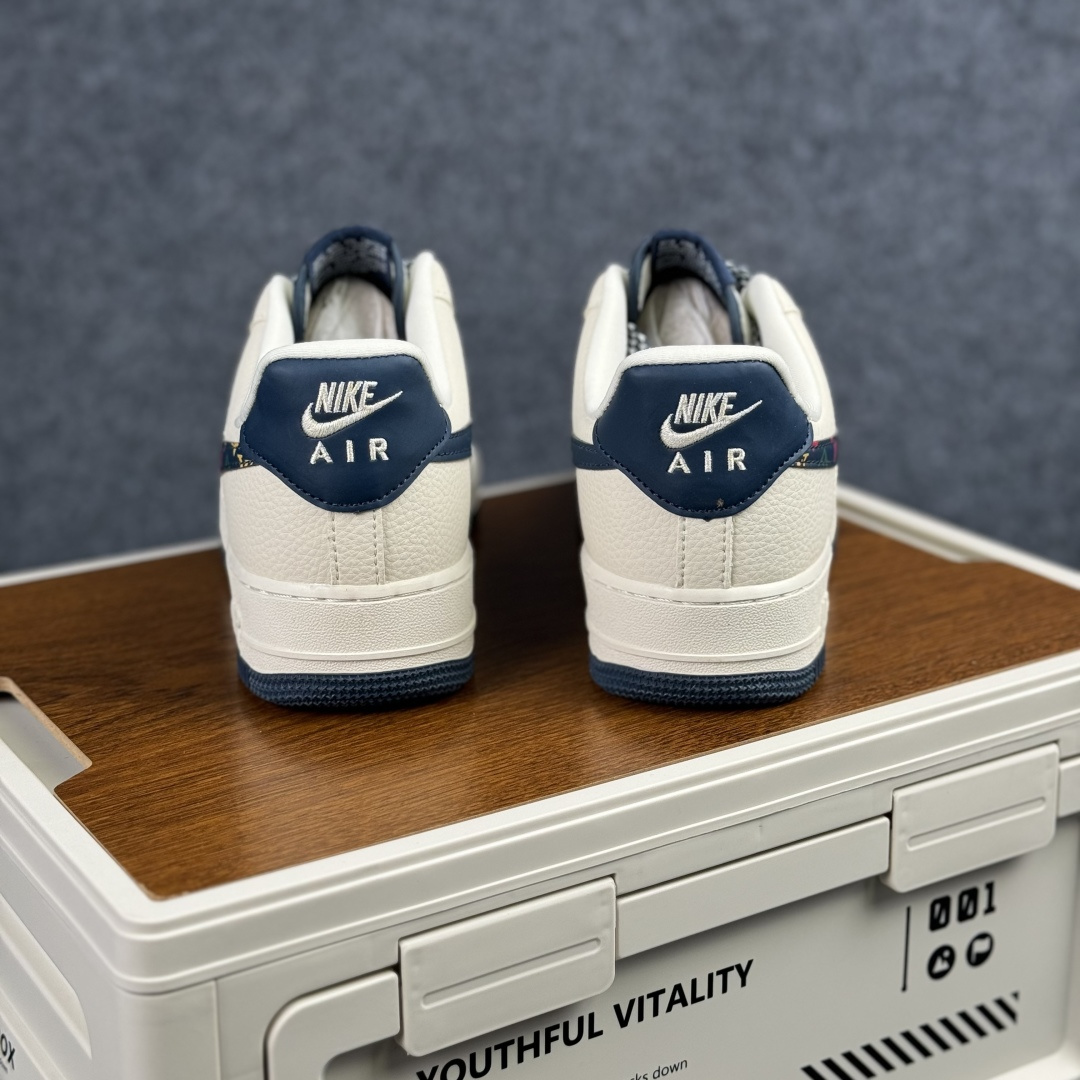 Nike Air Force 1'07 Low LV联名 米蓝彩色印花 空军一号低帮休闲板鞋 LD1999-005 Nike Air Force 1'07 Low LV联名 米蓝彩色印花 空军一号低帮休闲板鞋 LD1999-005