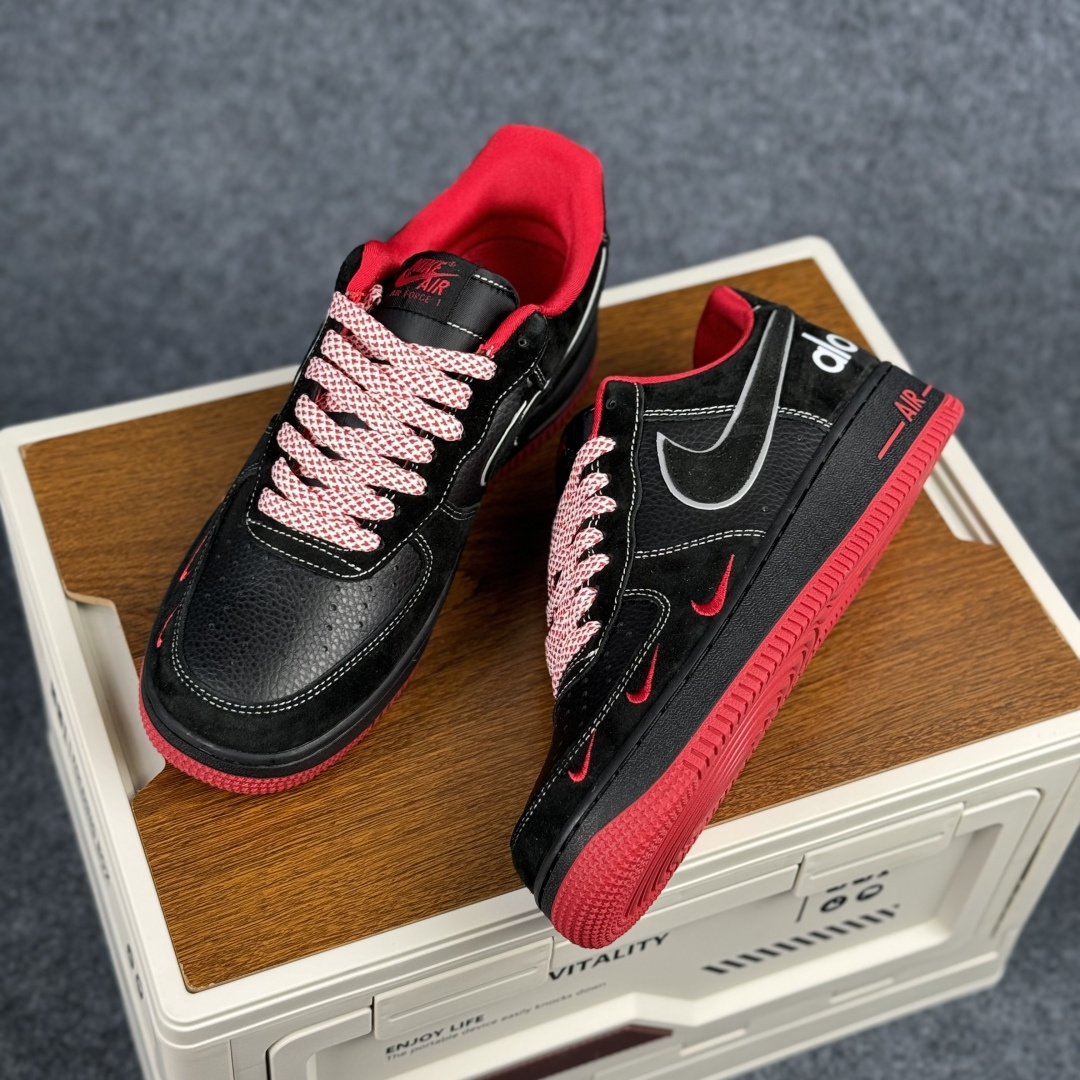 Nike Air Force 1'07 Low 黑红格调 空军一号低帮休闲板鞋 SS1979-009 Nike Air Force 1'07 Low 黑红格调 空军一号低帮休闲板鞋 SS1979-009