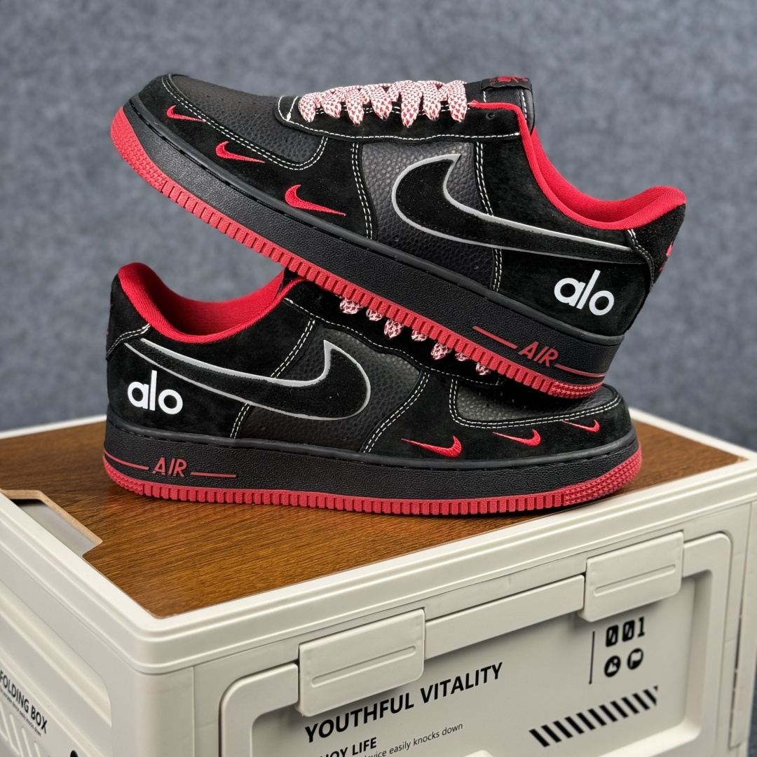 Nike Air Force 1'07 Low 黑红格调 空军一号低帮休闲板鞋 SS1979-009 Nike Air Force 1'07 Low 黑红格调 空军一号低帮休闲板鞋 SS1979-009