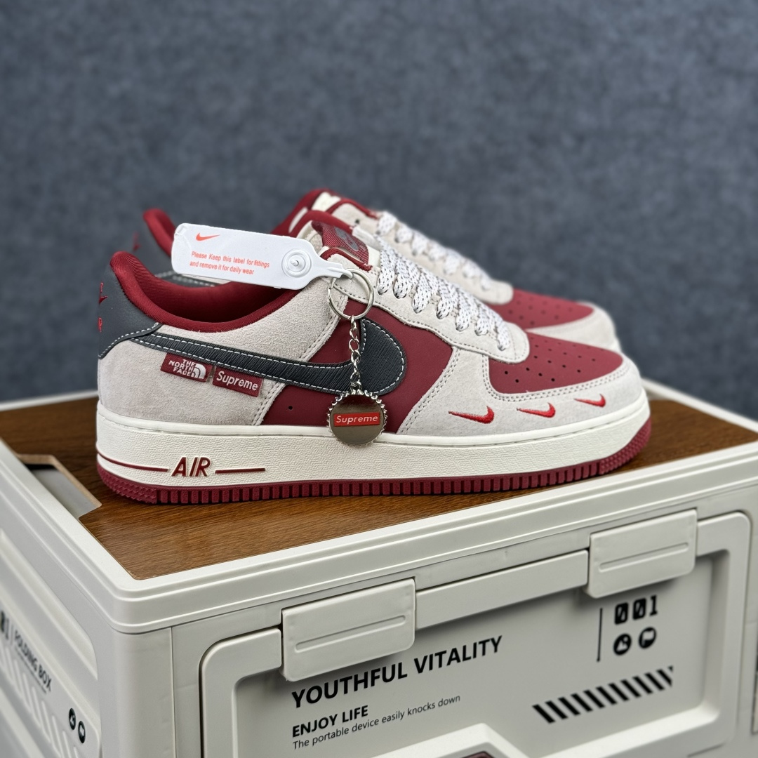 Nike Air Force 1’07 Low 三方联名 酒红灰 空军一号低帮休闲板鞋 SY1388-014 Nike Air Force 1’07 Low 三方联名 酒红灰 空军一号低帮休闲板鞋 SY1388-014