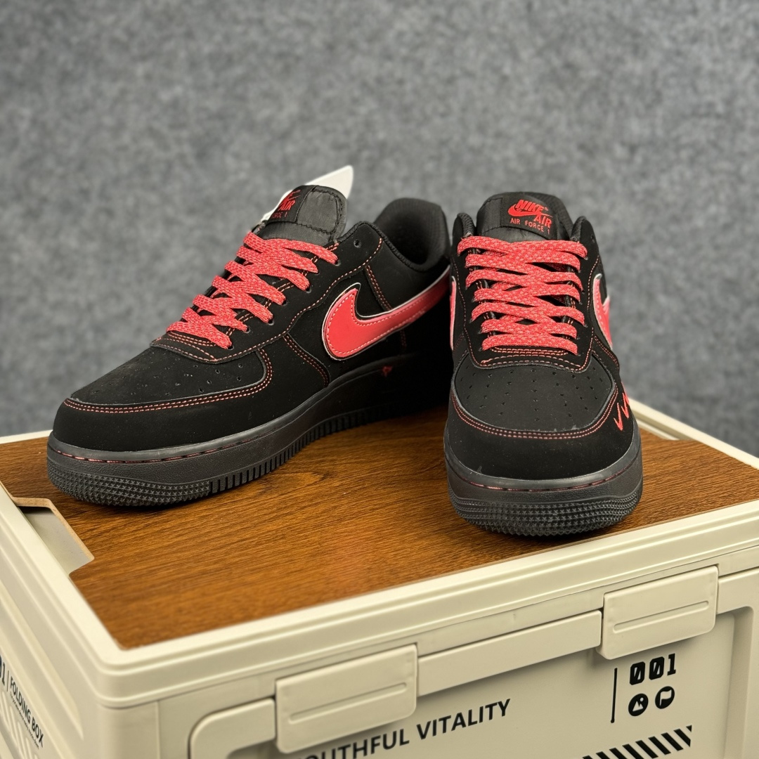 空军一号低帮休闲鞋 Nike Air Force 1'07 LX 鬼脸黑红 DD1982-339-Top High Quatity Cheap Sneakers Fashion Clothing Clothes Bags handbags Shoes of all Brand wholesale With The best Quality And Beautiful Price from China Factory Chinese suppliers wholesaler seller 空军一号低帮休闲鞋 Nike Air Force 1'07 LX 鬼脸黑红 DD1982-339