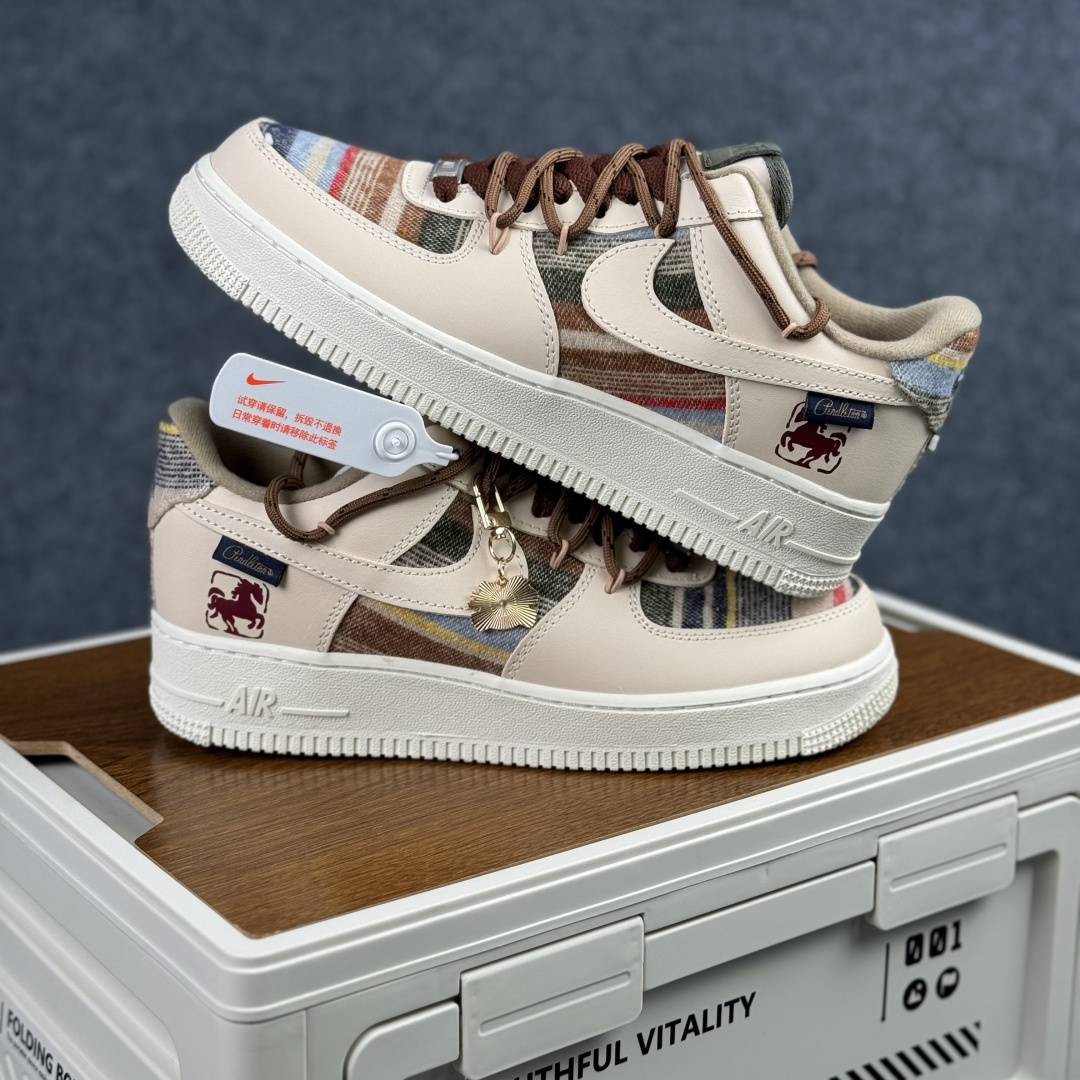 Nike Air Force 1 Low 焦糖小马 解构绑带 CW1186-230-Top High Quatity Cheap Sneakers Fashion Clothing Clothes Bags handbags Shoes of all Brand wholesale With The best Quality And Beautiful Price from China Factory Chinese suppliers wholesaler seller Nike Air Force 1 Low 焦糖小马 解构绑带 CW1186-230