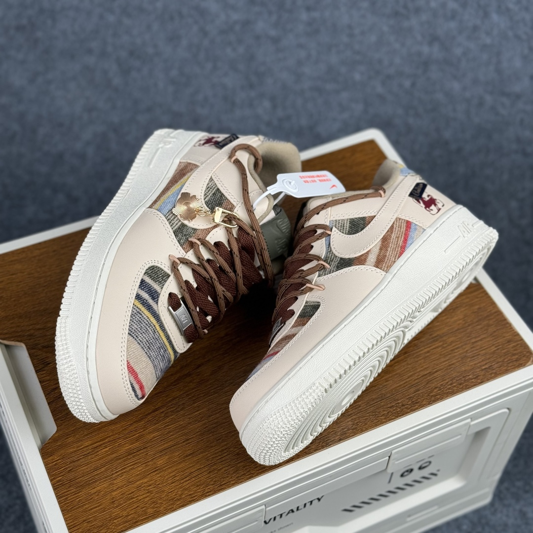 Nike Air Force 1 Low 焦糖小马 解构绑带 CW1186-230-Top High Quatity Cheap Sneakers Fashion Clothing Clothes Bags handbags Shoes of all Brand wholesale With The best Quality And Beautiful Price from China Factory Chinese suppliers wholesaler seller Nike Air Force 1 Low 焦糖小马 解构绑带 CW1186-230