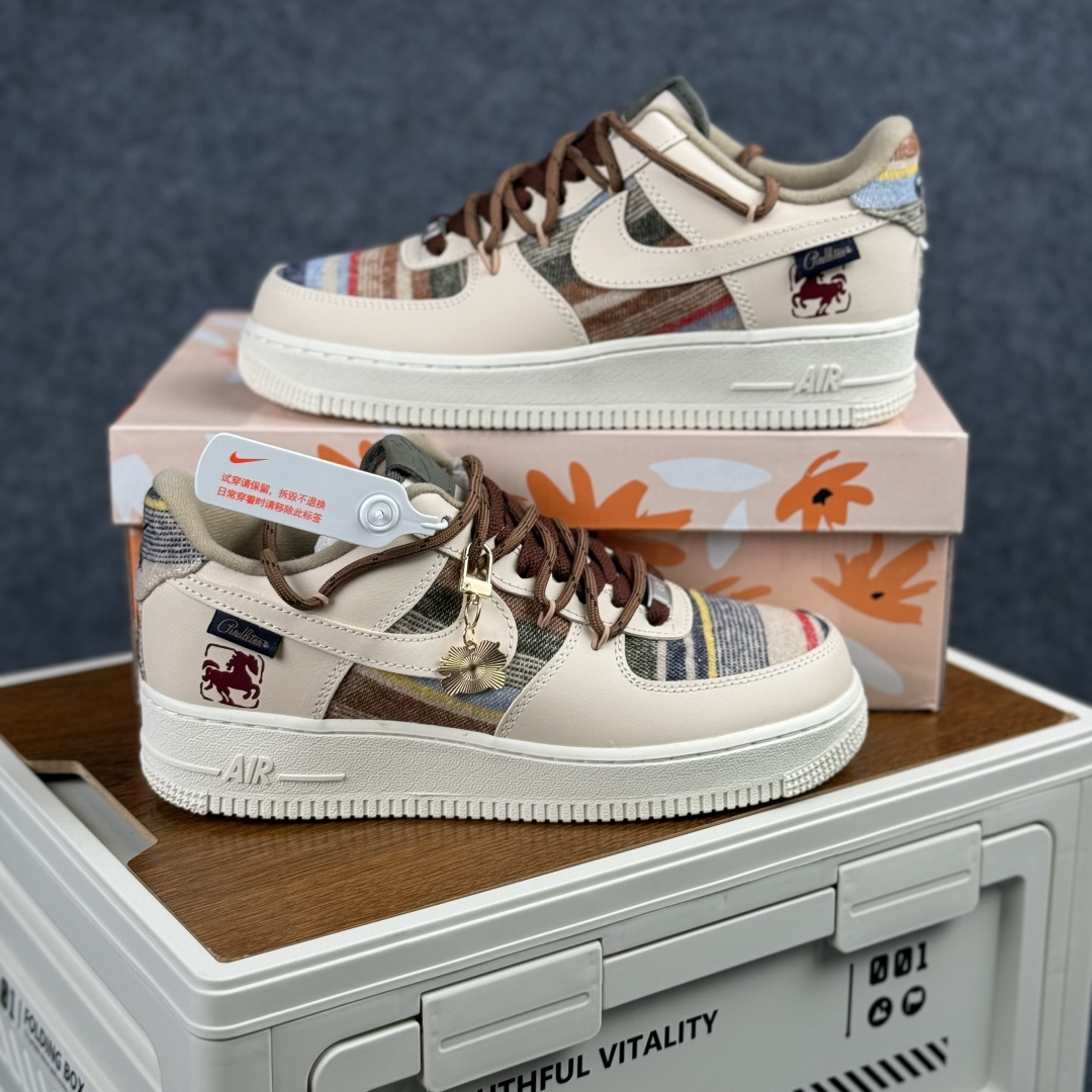 Nike Air Force 1 Low 焦糖小马 解构绑带 CW1186-230-Top High Quatity Cheap Sneakers Fashion Clothing Clothes Bags handbags Shoes of all Brand wholesale With The best Quality And Beautiful Price from China Factory Chinese suppliers wholesaler seller Nike Air Force 1 Low 焦糖小马 解构绑带 CW1186-230