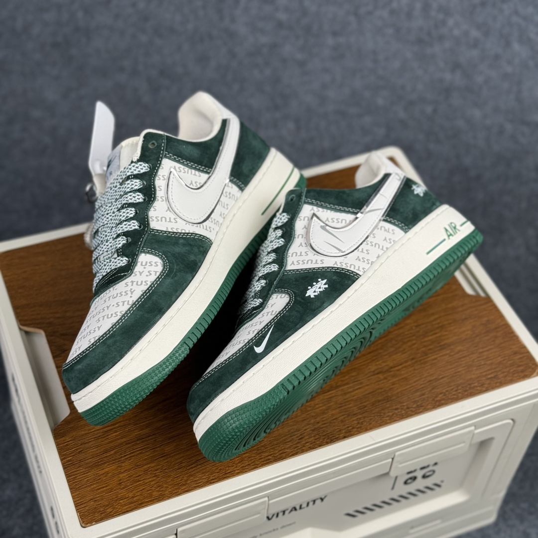 Nike Air Force 1'07 Low 斯图西联名 墨绿 空军一号低帮休闲板鞋 SY1388-023